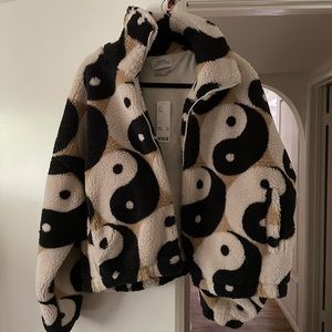 Nwt ying hand Sherpa jacket